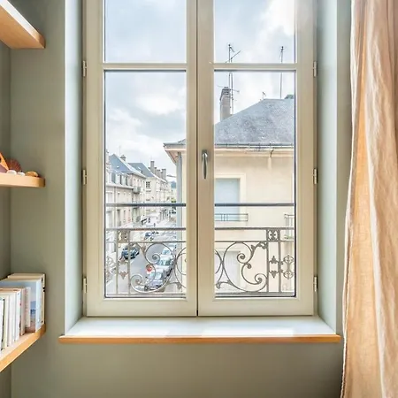 Le Tourangeau - 1 Min Place Plumereau Tours